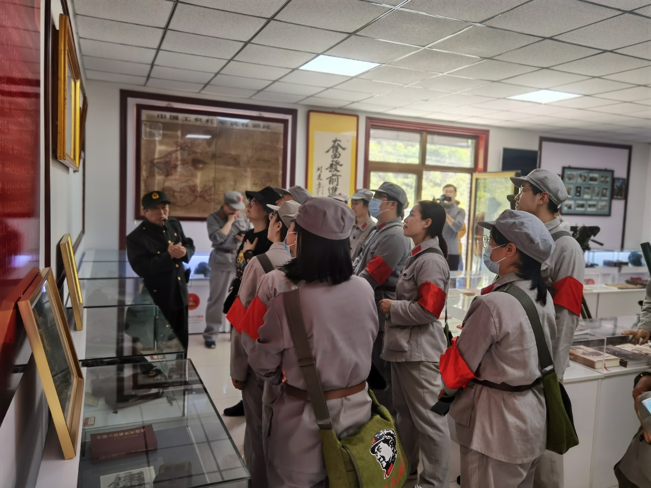 北京学生活动管理中心开展党史学习教育主题党日活动