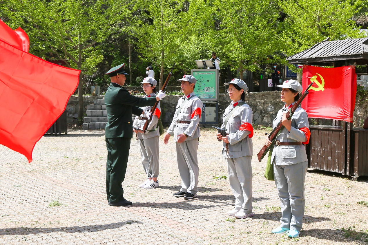 北京学生活动管理中心开展党史学习教育主题党日活动