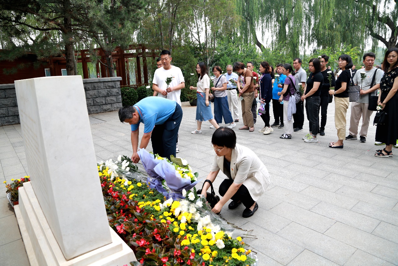 北京市教育技术设备中心党支部开展“永远跟党走“七一主题党日活动