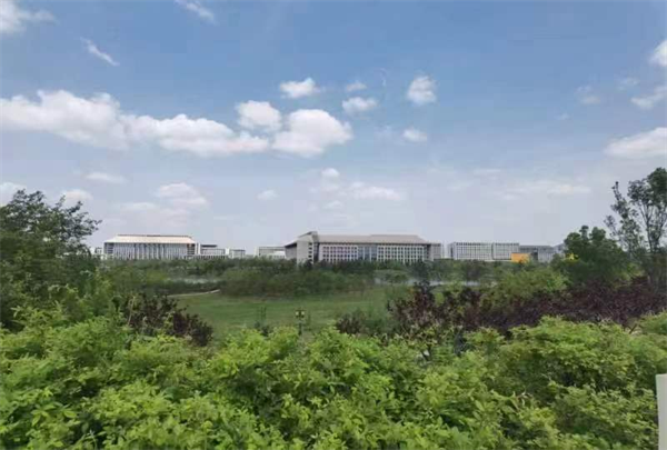 清风相伴   使命在肩.png