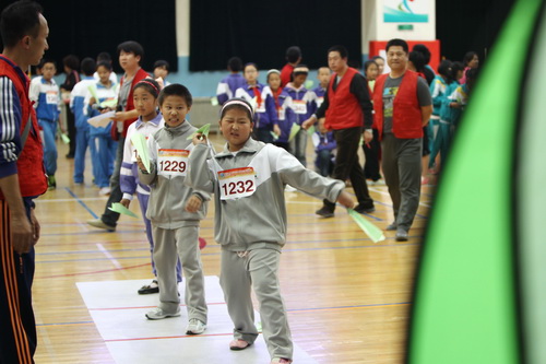 2014纸飞机比赛 11_调整大小.JPG