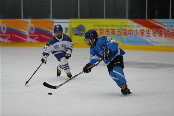 冰球比赛2.jpg